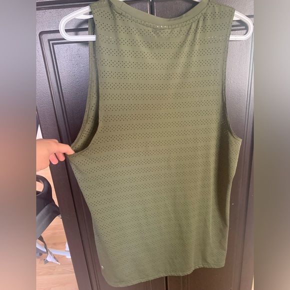 Zyia athletic tee 💪🏼 - Picture 5 of 5